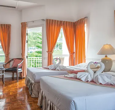 ห้องดีลักซ์พร้อมวิวทะเลสาบ