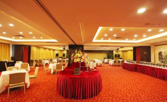 Landmark International Hotel(East Railway Station Tianhe Sport Center Branch) - Housity