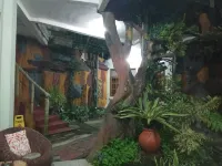 Enny's Guest House - Pensionat
