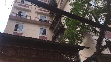 Hung Huong Hotel