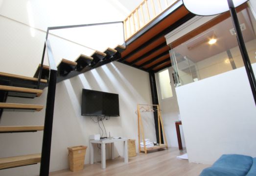 Wind House - Housity