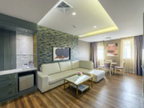 Royal Rattanakosin Hotel - Near Grand Palace & Khaosan Road Hotels near Wat Arun