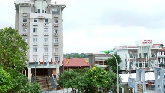 Hoa Nam Hotel