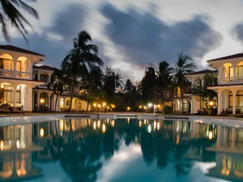 Bahari Dhow Beach Villas