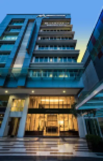 맨해튼 비즈니스 호텔 TTDI 타만 툰 닥터 이스마일역 (MRT) 주변 호텔