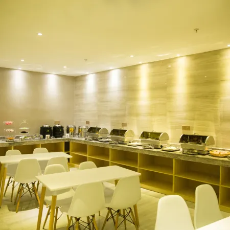 Lavande Hotel (Sihong Yingbin Avenue)