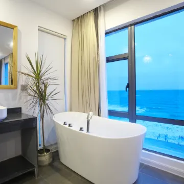 Yunxiao Beach Homestay (Weizhou Island Dishui Danxuan Branch) Отели рядом с достопримечательностью «Moon Square»