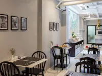 Oriental Heritage Hotel Отели рядом с достопримечательностью «Пирс Си-Пхрая»