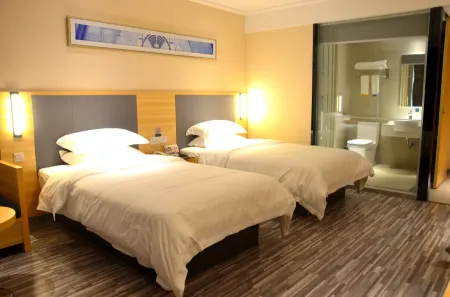 City Comfort Inn Hotel (Maoming Bohe Area) Отели рядом с достопримечательностью «Bohegang»