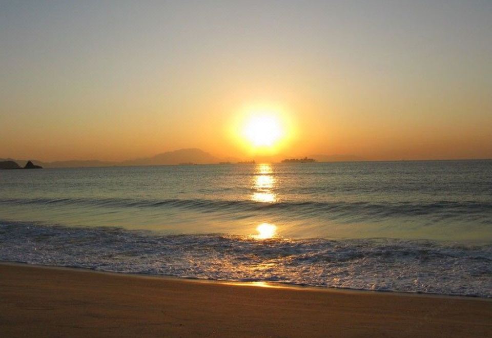 호텔 주변의 교통 시설 이미지