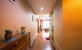 Chongqing Shangpin Private Apartment