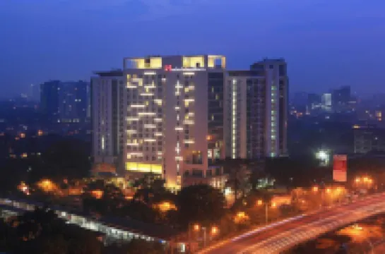 Swiss-Belresidences Kalibata Hotels near Krisnadwipayana University