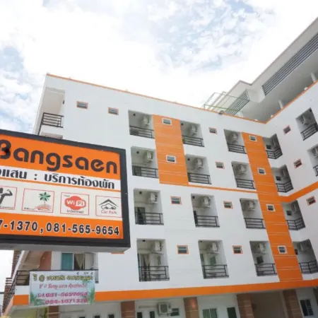 V at Bangsaen Отели рядом с достопримечательностью «Гора Кхао-Саммук»
