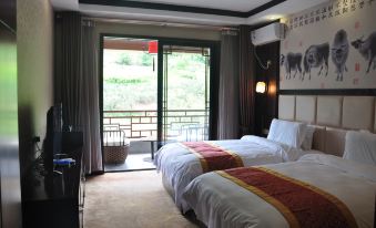 Baoji Nanyou Hotel