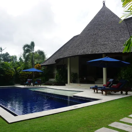 The Kunja Villa-Hotel