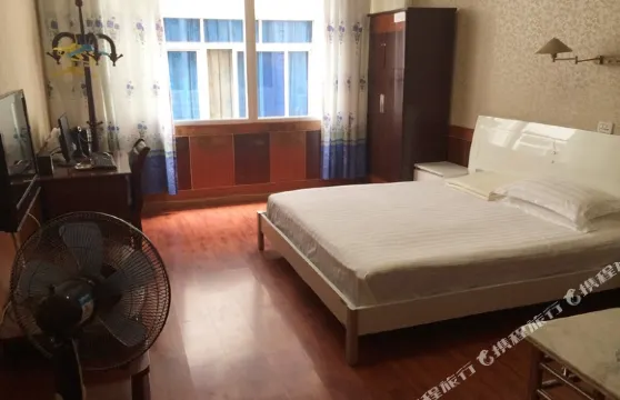 建始步行街賓館