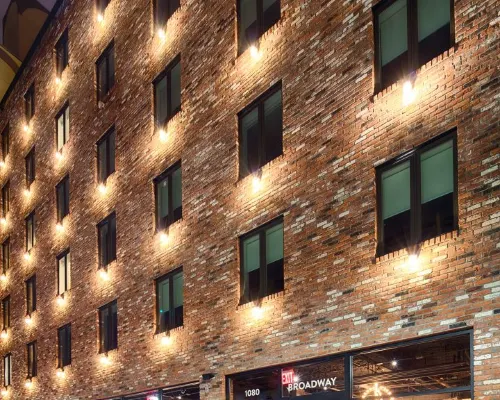 Hotel 1080 Hotels near Bushwick