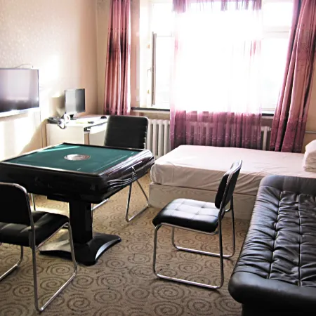 Renhe Hotel