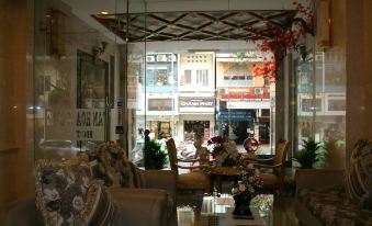 Tan Hoang Long Hotel