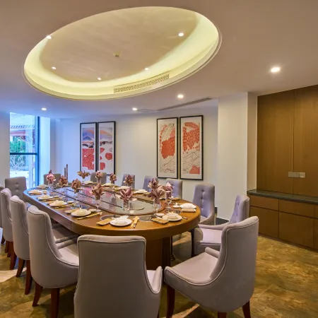 Fujian Minyuan Hotel (Minhou University Town Minjiang University Academic Exchange Center)