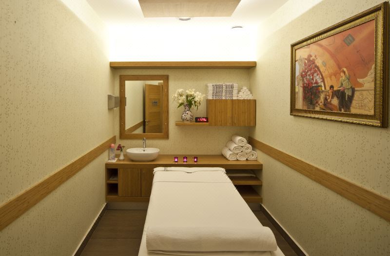 GLK Premier Acropol Suites & Spa