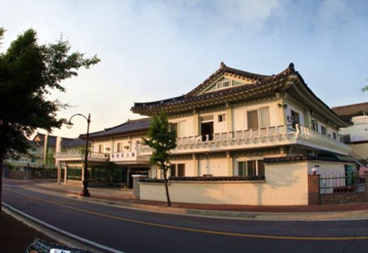 3. 동성유스텔..