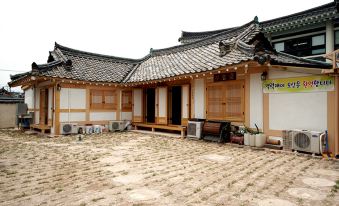 Gyeongju Yeokrakjae Hanok Guesthouse