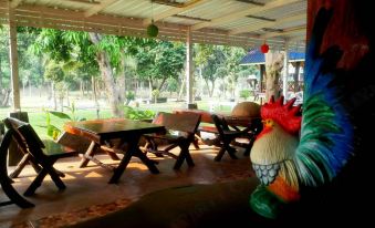 Baan Noi Chay Nam Resort