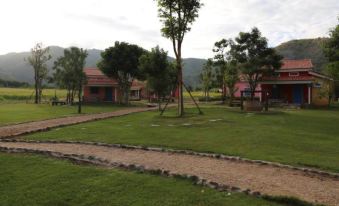 Collina Resort
