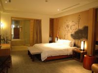 上海华纳风格大酒店 - 风格豪华大床房