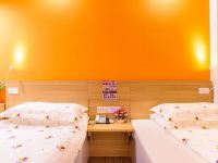 橙青精品主题转机酒店公寓(广州白云机场店) - 主题双床间