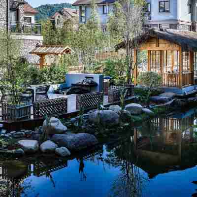 Wuyishan Six Shang · Waterfront Mountains and Beautiful Stays Hotel Exterior