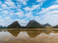 普者黑闲庭院湖景民宿 - 酒店附近