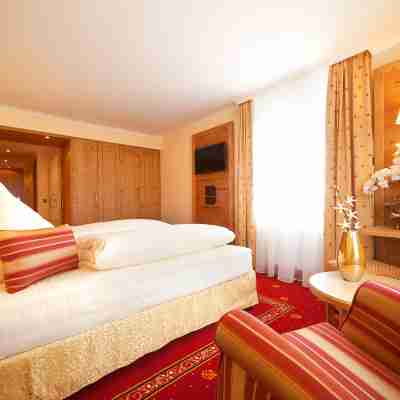 Hotel Schlosskrone Rooms