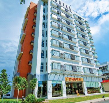 탄중아루 해변 위치