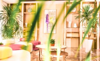 Lavande Hotel (Beijing Changping Stadium) - Housity