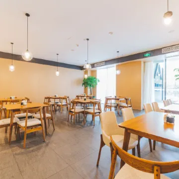 Atour Hotel (Hangzhou West Lake Cultural Square) Отели рядом с достопримечательностью «Городской больница в нижнем городке, Чжэнчжоу»