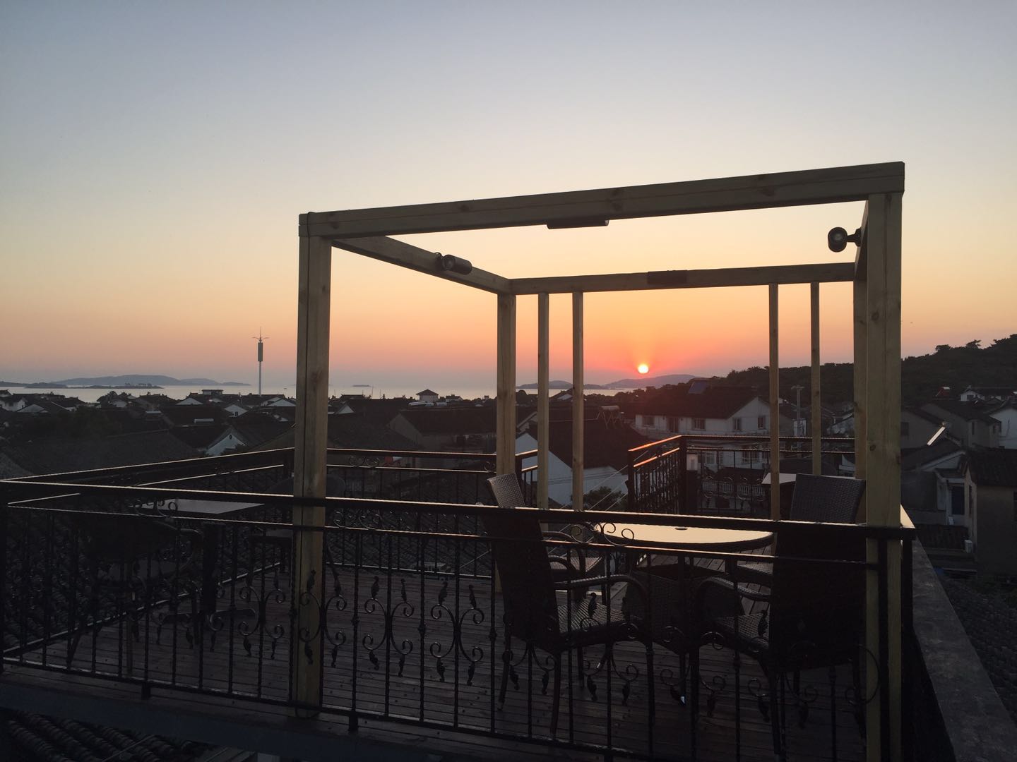 Lane·YunGeOver view