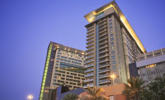 Swissôtel Al Ghurair 로비