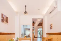 Cinderella Inn - رومانسي