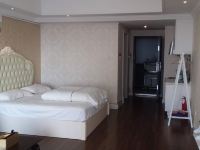 泰安泽雅公寓主题酒店 - 亲情欧式大床房