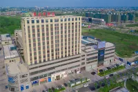 Vienna Hotel (Dongtai Chengdong New District) Hotel dekat Dongtai People's Stadium
