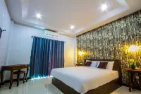 Happy Room - Airport Chiangrai Hoteles cerca de Ramkhamhaeng University Chiang Rai Campus in Honour of Honour of His Majesty the King