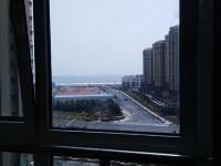 青岛海边印象公寓 - 高级海景厅卧分离大床套房