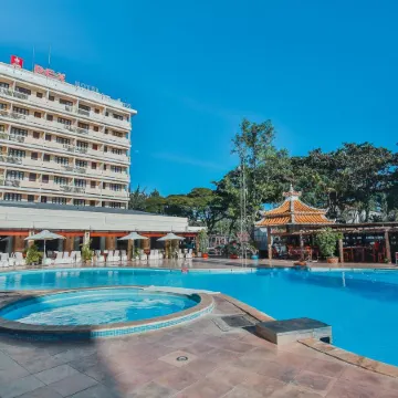 Rex Hotel Vung Tau Отели рядом с достопримечательностью «Пляж Фронт-Бич»