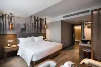 TRUE GO S Hotel (Shenzhen Convention & Exhibition Center Lianhe Plaza)