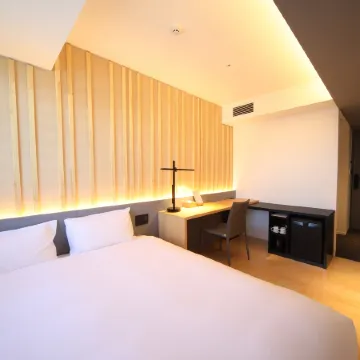 hotel androoms Nagoya Sakae Отели рядом с достопримечательностью «Замок Нагоя»