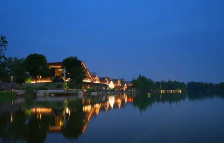 Lanxi Lanhu Maoju Hotel Отели рядом с достопримечательностью «Yiwu Assembly Hall»