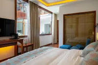 Tengchong Jingxin Valley Hot Spring Panoramic Inn (Heshun Ancient Town Branch)