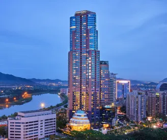 深圳福朋喜來登酒店